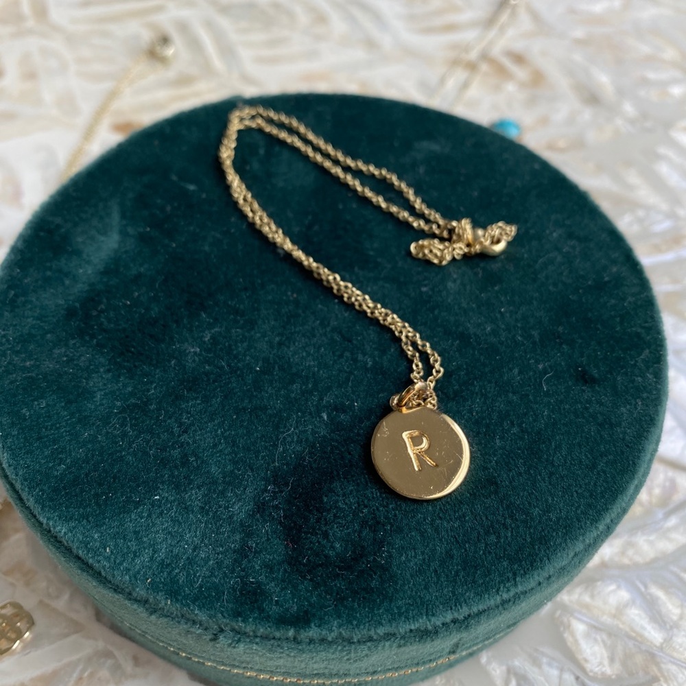 Kate Spade One in a Million Necklace “R”